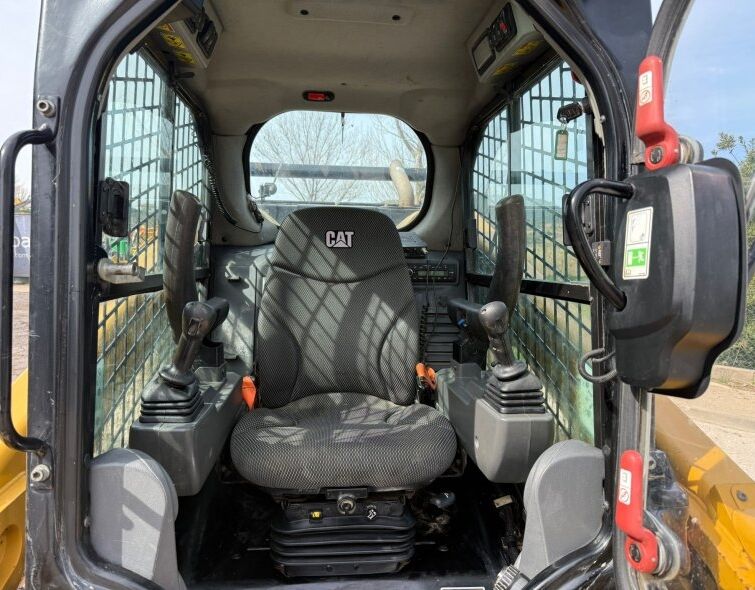 CATERPILLAR 299D3 XE ***DÉBIT ÉLEVÉ 150 L/min***